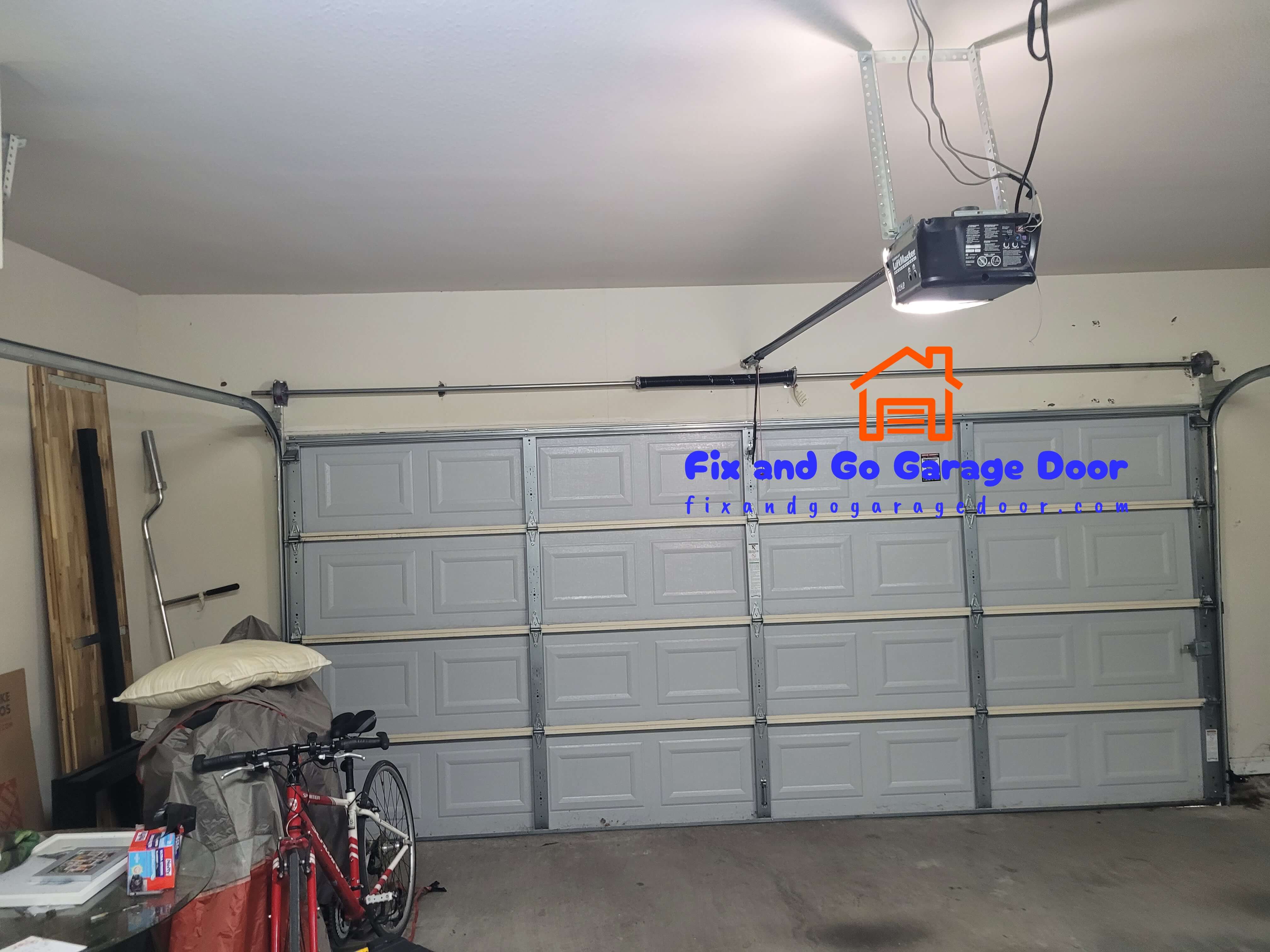 fixandgogaragedoor.com_liftmaster_garage_door_install